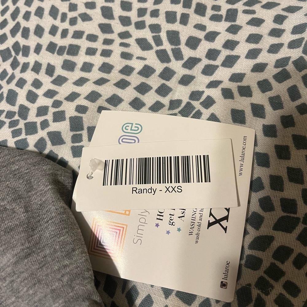 LuLaRoe Randy Printed Raglan Baseball Tee - Picture 4 of 5